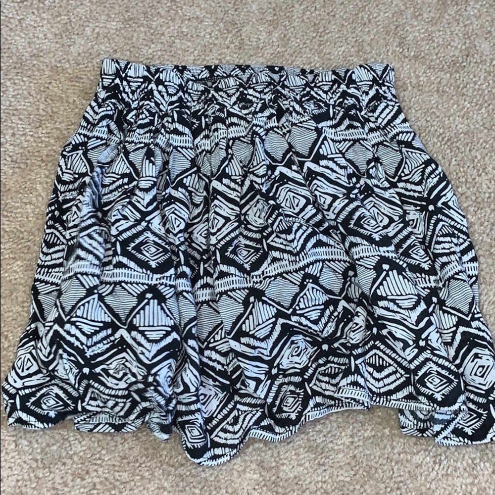Pattern skirt